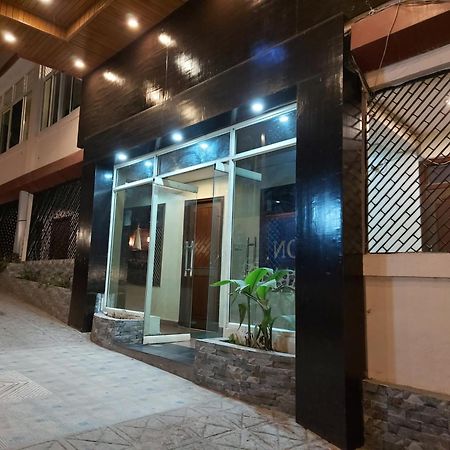 Goroomgo Moon Nainital Near Naini Lake - Parking & Lift Facilities -Hygiene And Spacious Room - Best Seller מראה חיצוני תמונה