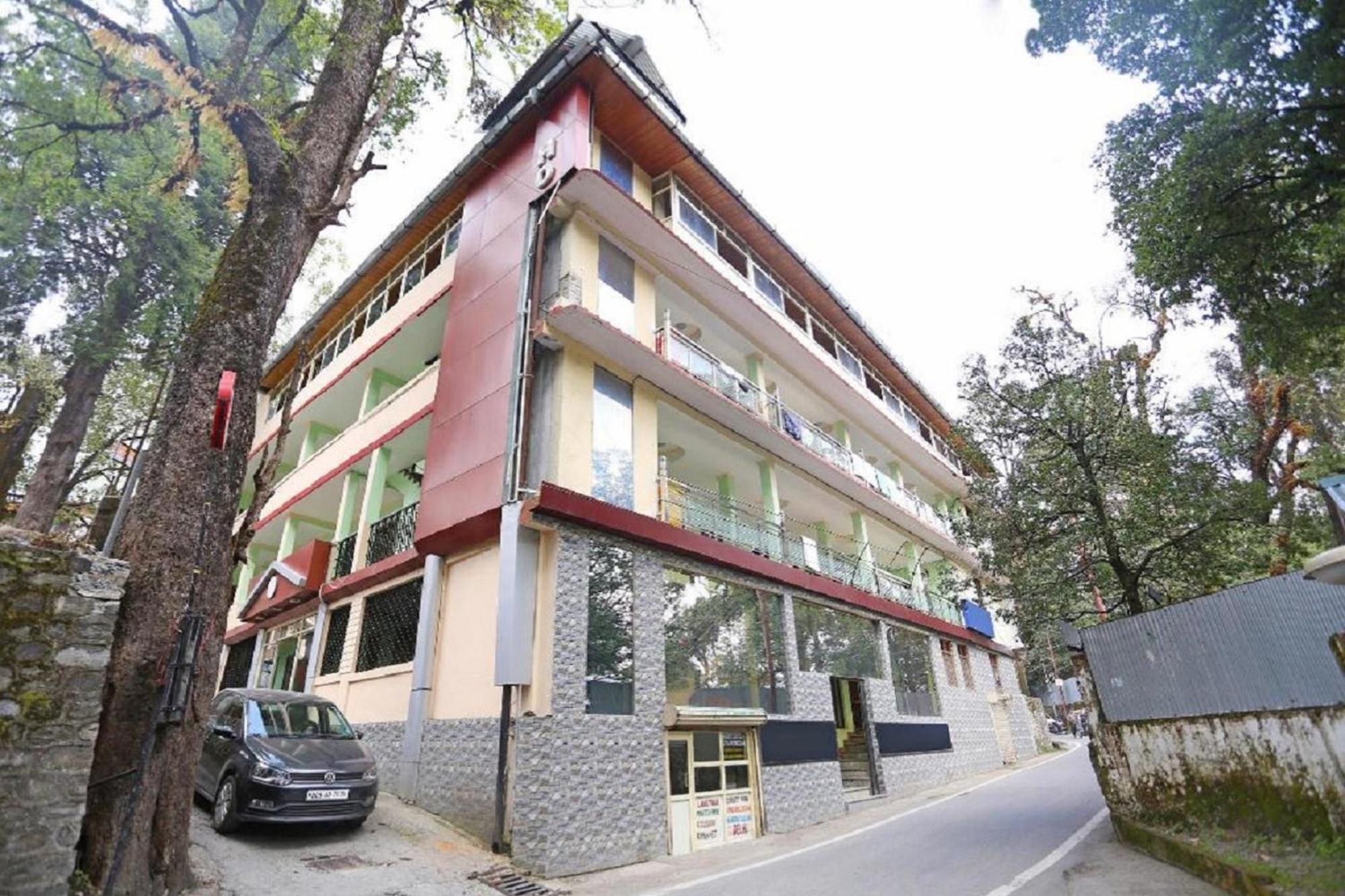 Goroomgo Moon Nainital Near Naini Lake - Parking & Lift Facilities -Hygiene And Spacious Room - Best Seller מראה חיצוני תמונה